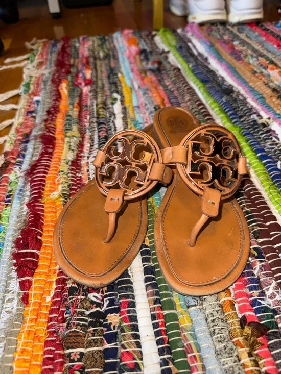 Tory Burch Women’s Miller Metal Sandals in Walnut/Gold Size 7 EUC - Picture 4 of 7